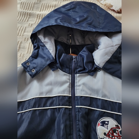 NFL Patriots quilted jacket, size L - Picture 3 of 16
